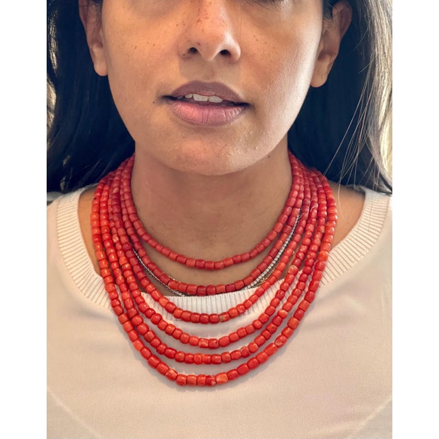 Red Vintage Natural Coral Multi Layer 6 Strand Bead Necklace 14 KY Gold For Sale - Image 8 of 18