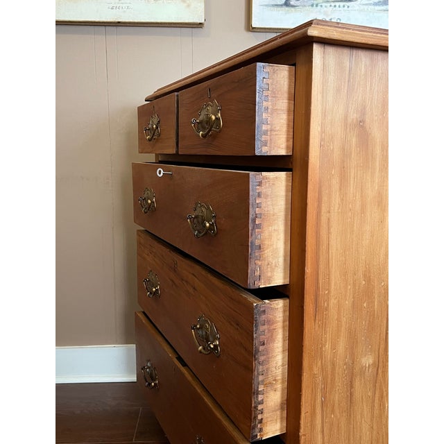 Antique English Country Pine Chest of Drawers 5 Drawer Dresser C1920 For Sale - Image 17 of 18