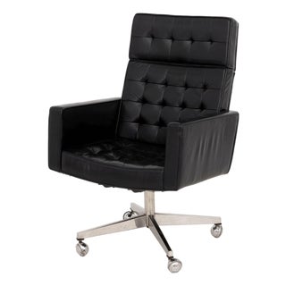 Vincent Cafiero for Knoll Executive Arm Chair For Sale