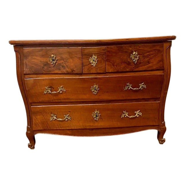 Louis XV Style Bombé Commode in Walnut, 1700s For Sale