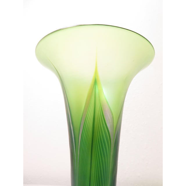 Mid-Century Modern Signed Lundberg Studios Magnolia Pulled Feather Leaf Art Glass Vase Iridescent For Sale - Image 3 of 16