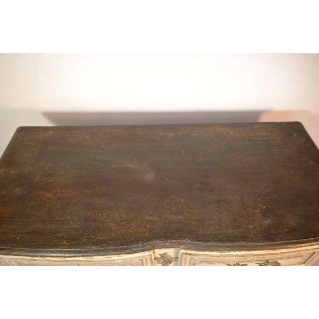 French 18th Century Louis XV Commode For Sale - Image 3 of 7