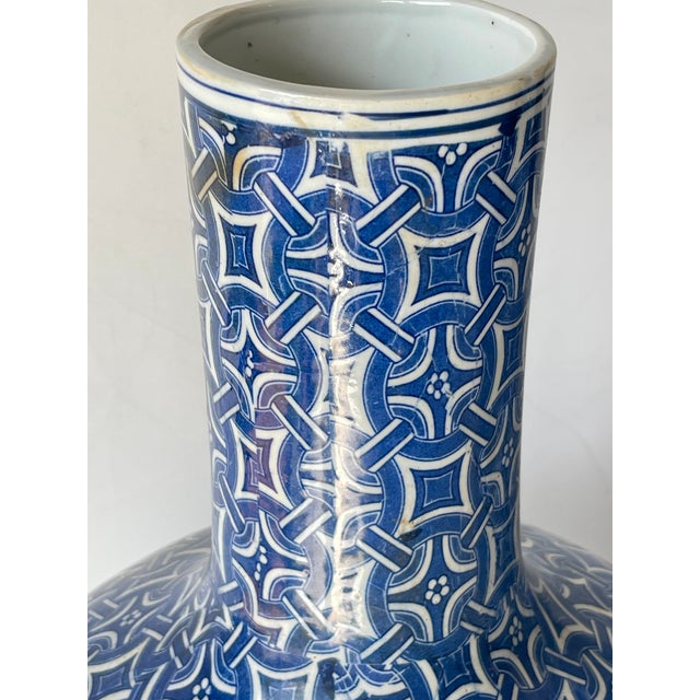 Pair Blue & White Porcelain Long Neck Vases, Chinese For Sale In West Palm - Image 6 of 8
