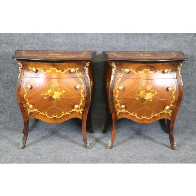 Inlaid Italian Bombe Night Stands Commodes Circa 1940 - A Pair For Sale In Philadelphia - Image 6 of 12