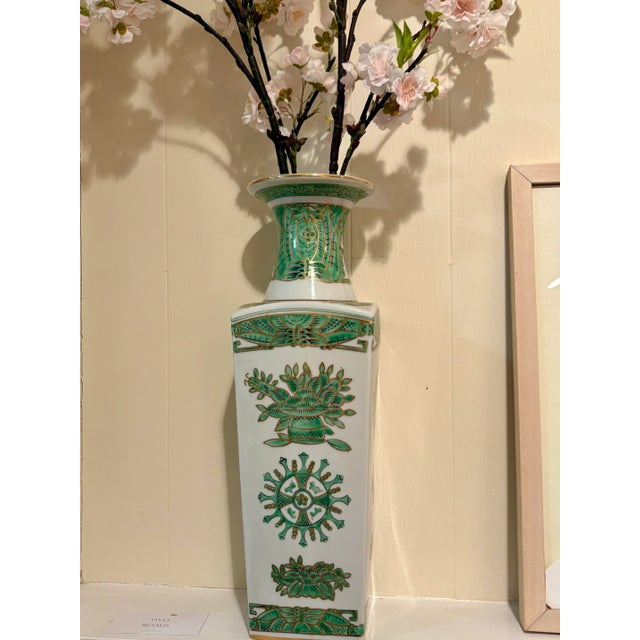 Japanese Late 20th Century Japanese Imari Green Vases- a Pair For Sale - Image 3 of 9