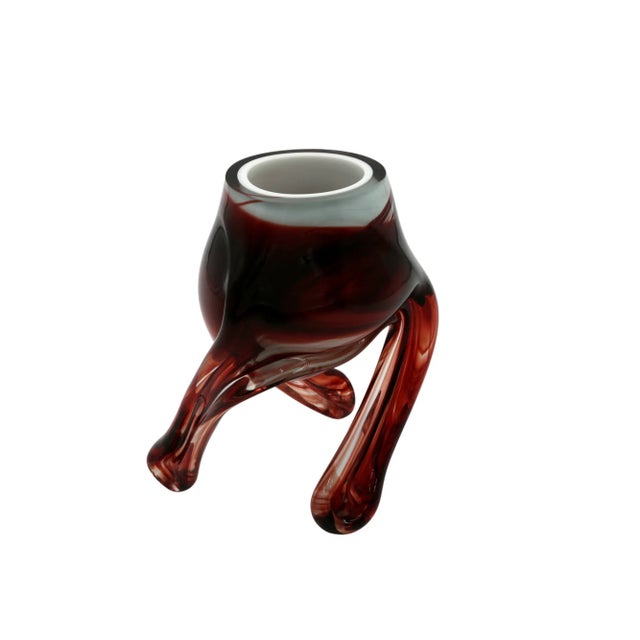 Sculptural glass vase from circa 1990 as part of trobat’s retrobat collection. Each piece is sourced by our founder from...