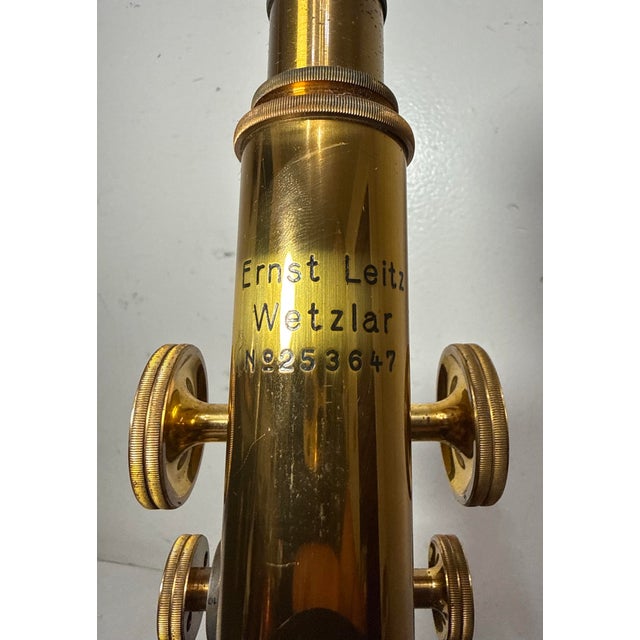 Near Mint Antique Ernst Leitz Wetzlar German Brass Microscope 253647 in Box For Sale - Image 12 of 18