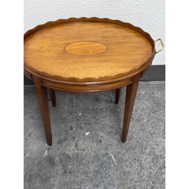 Kittinger 20th Century Oval Side Table With Scalloped Gallery For Sale - Image 10 of 12
