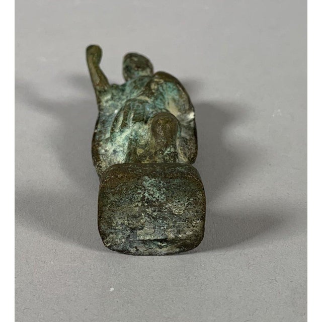 Bronze statuette of a Roman emperor in the style of ancient Rome, 1st-2nd century For Sale - Image 6 of 6