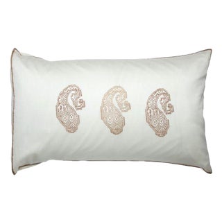 Aurel Paisley Ivory/Gold Silk-Cotton Pillow Case For Sale