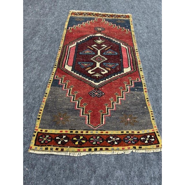 Turkish Yastik Rug 1'9" x 3'7" For Sale - Image 4 of 5