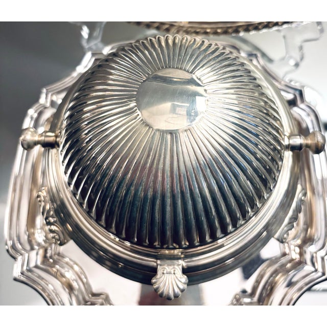 Vintage Alpha Plate Viners of Sheffield England 6.5” Roller breakfast/biscuit warmer server W/insert/shell handle design