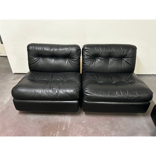 1970s Circa 1970 Original Black Leather Amanta Lounge Chairs by Mario Bellini for C&b Italia For Sale - Image 5 of 18