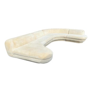 Mid-Century Modern Curved & Sculptural Sectional Serpentine Sofa by Milo Baughman For Sale