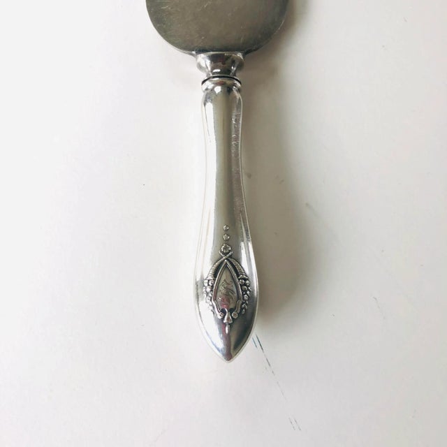 Art Deco 30's Art Deco Sterling Silver Pie Server Monogram "S" For Sale - Image 3 of 6