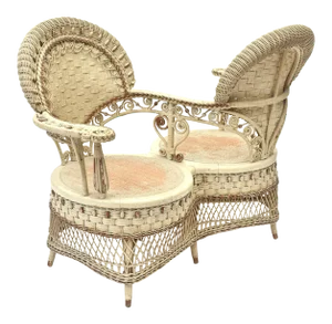 Heywood Brothers and Wakefield Victorian Wicker Conversation Gossip Chair