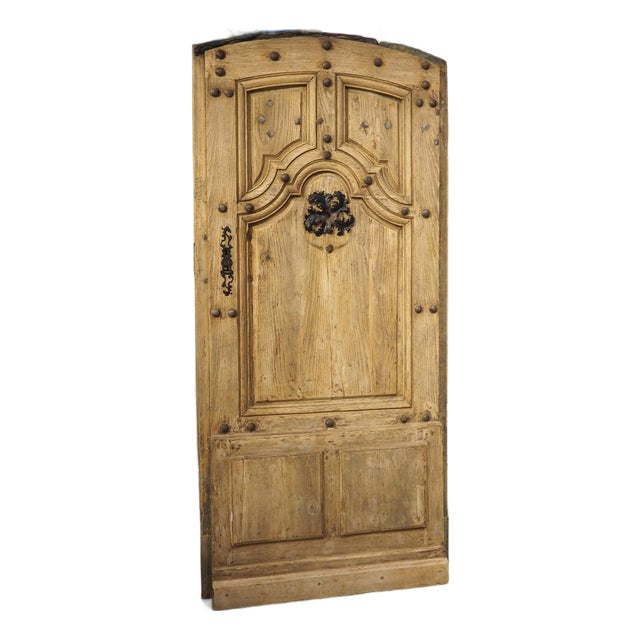 Antique French Oak and Iron Studded Entry Door From Provence, 19th Century For Sale