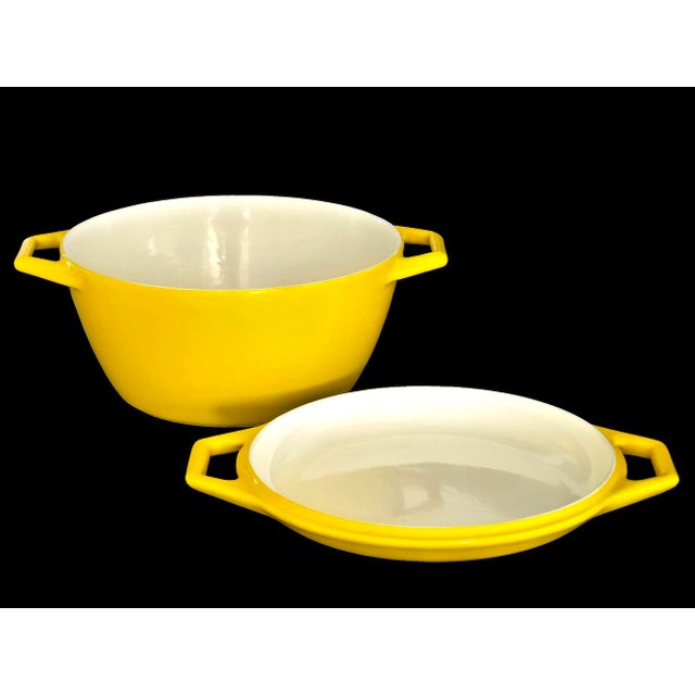 Mid-Century Modern Mid 20th Century Enamel on Cast Iron Dutch Oven Designed by Michael Lax for Copco, 2 Piece Set For Sale - Image 3 of 12