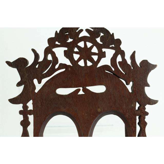 19th/20th Century Double Portrait Frame Open Work Wood Carving for Two Oval Photos For Sale In Houston - Image 6 of 13
