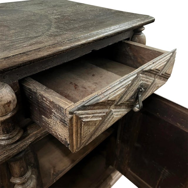 17th Century French Louis XIII Chest For Sale - Image 9 of 13