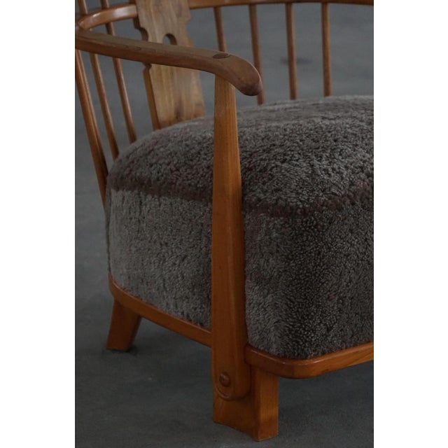 Lounge Chair in Elm and Lambswool from Fritz Hansen, 1940s For Sale - Image 16 of 18
