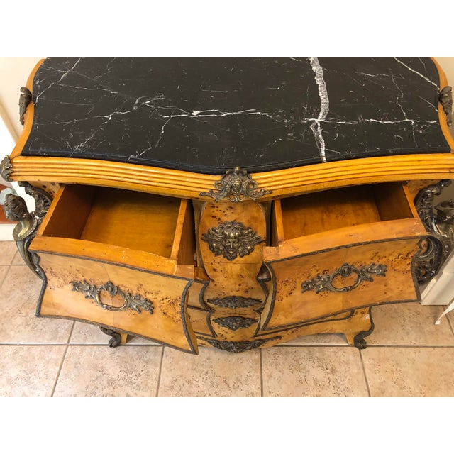 Louis XV Style Marble Top Bombe Six Drawer Commode Dresser With Ormolu and Matching Mirror For Sale In New York - Image 6 of 13