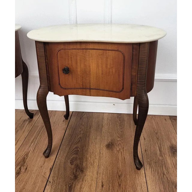 1950s Art Deco Italian Kidney Shaped Nightstands with Marble Top, 1950s, Set of 2 For Sale - Image 5 of 10