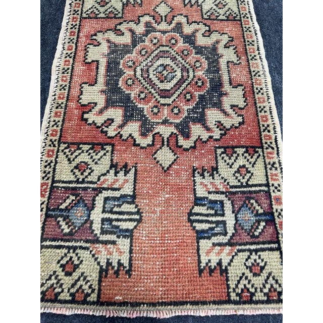 Contemporary Turkish Yastik Rug 1'6" x 2'11" For Sale - Image 3 of 5