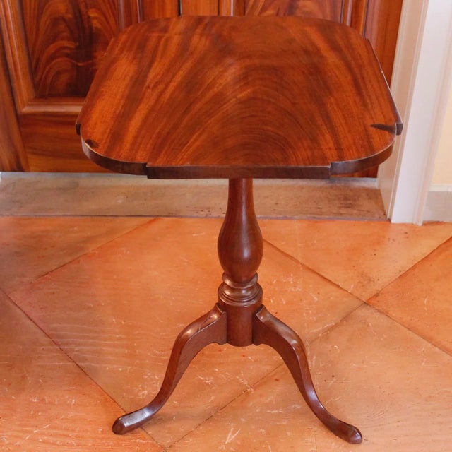 American Federal Mahogany Tilt Top Candlestand Table, New England For Sale - Image 4 of 13