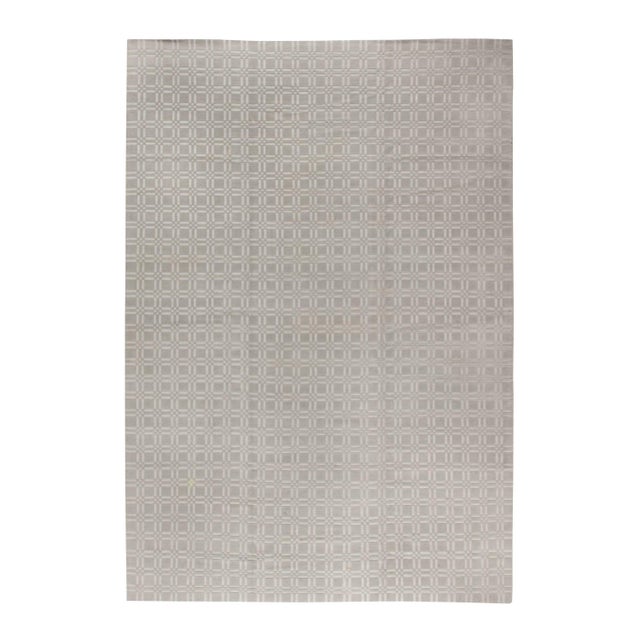 Contemporary Geometric gray handmade silk and wool rug by Doris Leslie Blau Size: 12'2" × 18'1" (370 × 551 cm) Finding a...