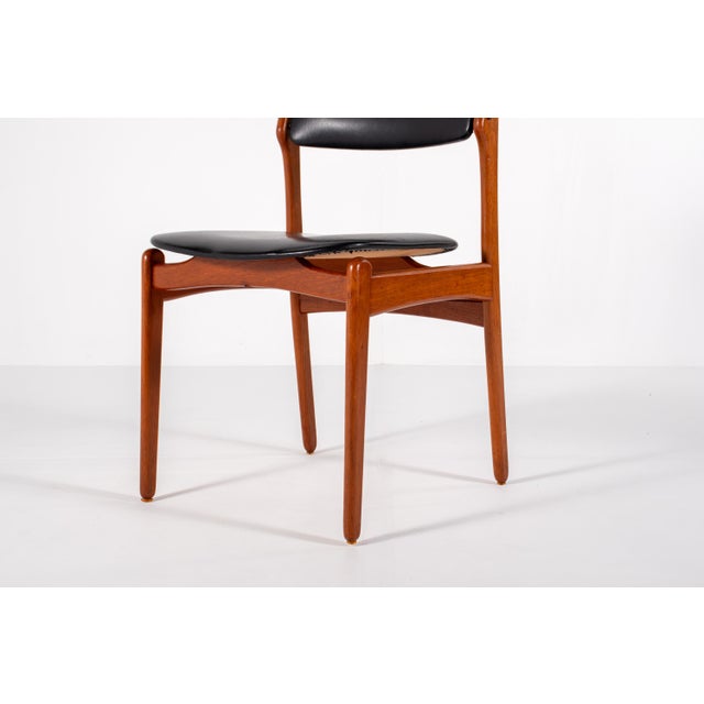 Mid-Century Danish Teak Dining Chairs with Black Skai Seats, 1960s, Set of 4 For Sale - Image 6 of 14