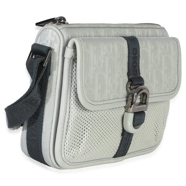 Contemporary Light Blue Oblique Jacquard Dior 8 Pouch With Strap For Sale - Image 3 of 8