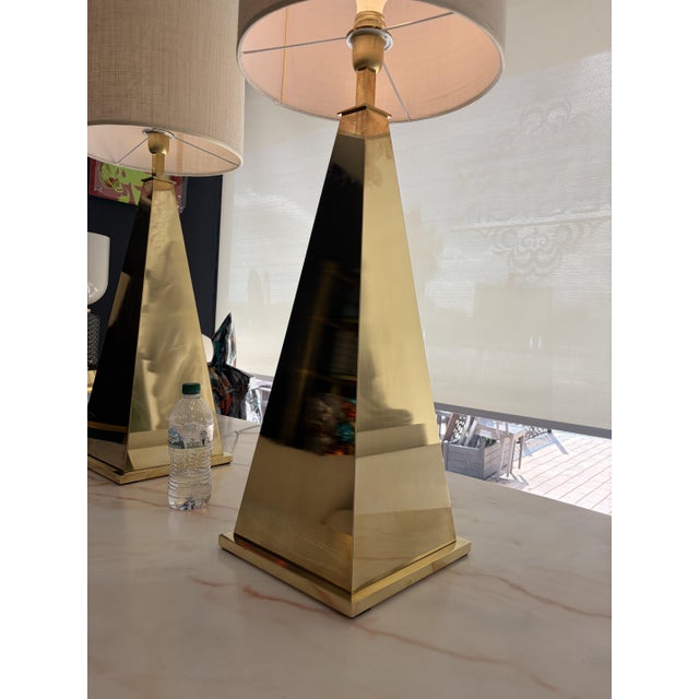 Pyramid Lamps in Brass, 1980s, Set of 2 For Sale - Image 9 of 18