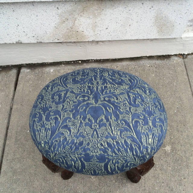 Wood Italian Baroque Walnut Stool with Fortuny Upholstery For Sale - Image 7 of 10