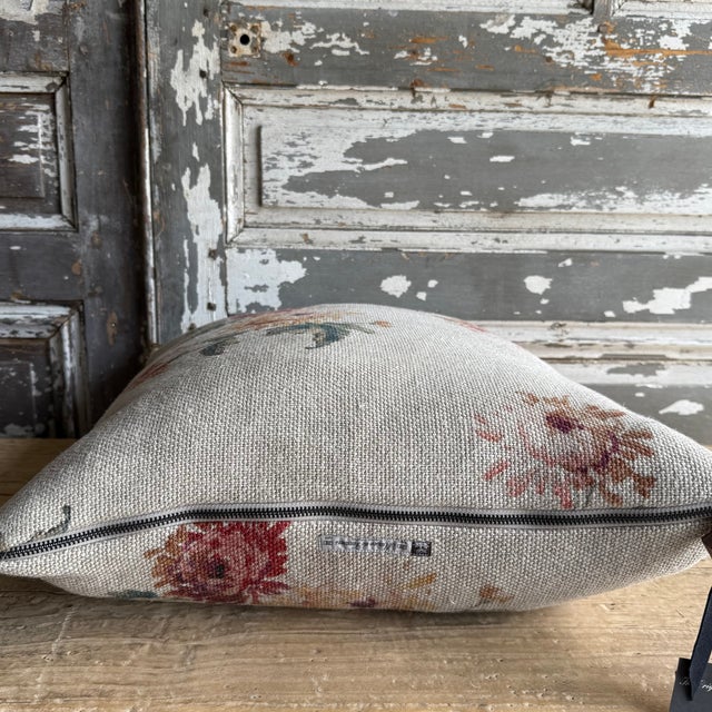 French Linen Accent Pillow Cover– Imperial Bouquet For Sale - Image 4 of 6