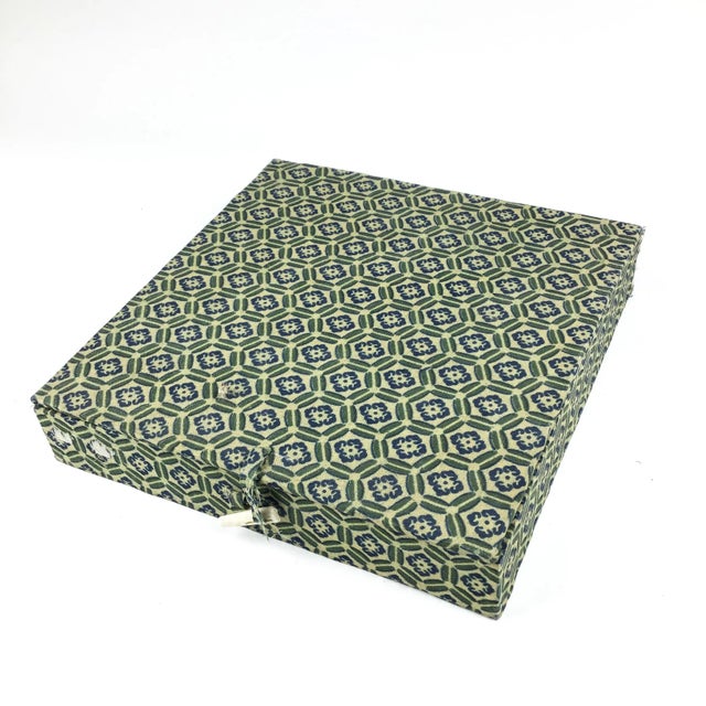 Vintage Table Screen Silk Thread Cats For Sale - Image 12 of 13