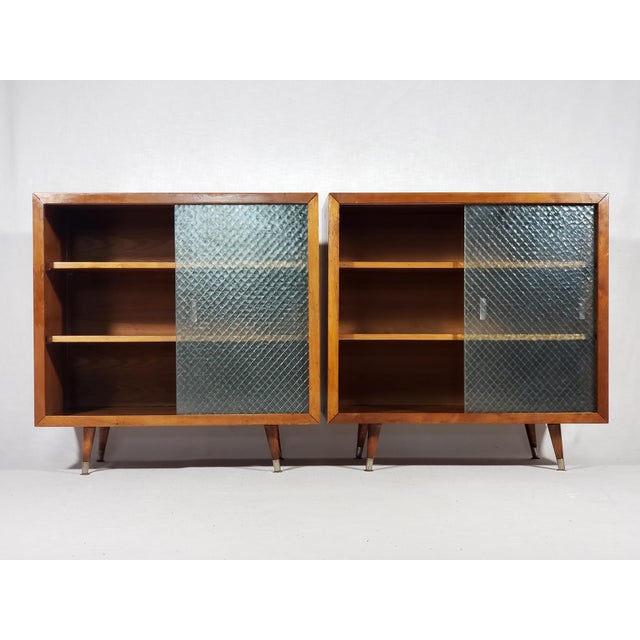 Mid-Century Modern Pair of Vintage Original Mid-Century Modern Walnut Finish All Wood Display Cabinets With Adjustable Shelves and Sliding Wire Glass Doors For Sale - Image 3 of 18