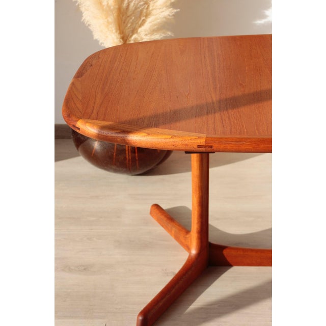 Vintage Danish Teak Dining Table from Dyrlund, 1970s For Sale - Image 15 of 18