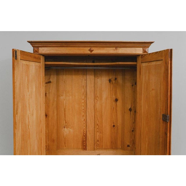 19th Century Gründerzeit Wardrobe in Pine For Sale - Image 9 of 18