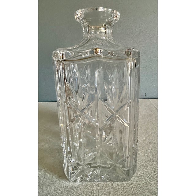 Victorian Vintage Atlantis Square Lead Crystal Decanter With Faceted Stopper, 10” For Sale - Image 3 of 13
