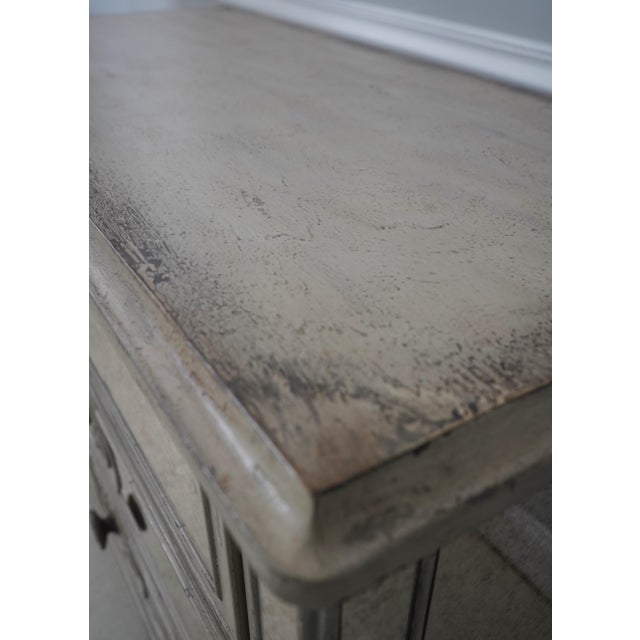 Pair Hooker Hollywood Regency 3 Drawer Commode Chests For Sale - Image 10 of 18