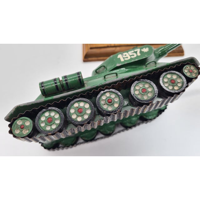 T34 Tank Model in Metal, 1959 For Sale - Image 12 of 15