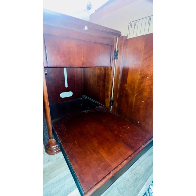 Brown Hooker Furniture Executive Office Suite – 3 Pieces – Dark Cherry For Sale - Image 8 of 18