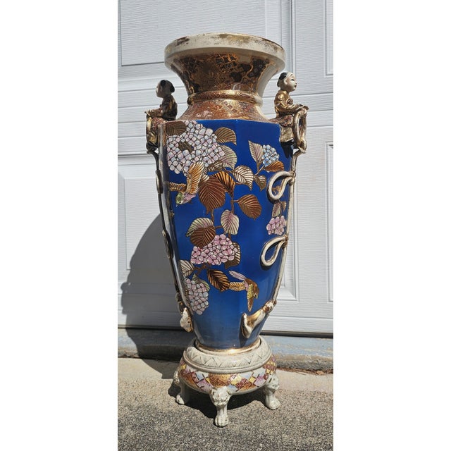 Antique Pair of Japanese Satsuma Ware Large Floor Vases W Stands For Sale In Atlanta - Image 6 of 11