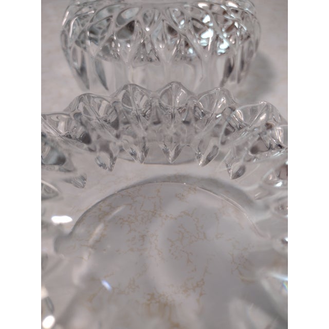 Pair of Late 20th Century Cut Crystal Sunflower Design Bowls For Sale - Image 4 of 12