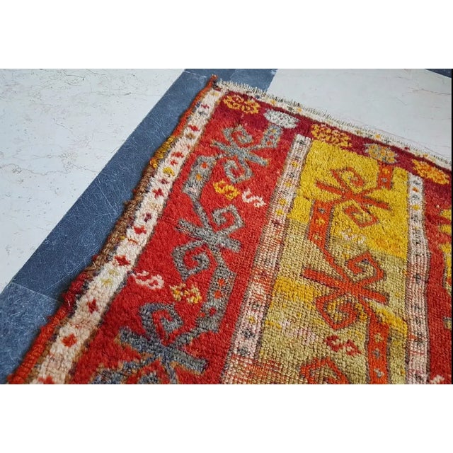 Ruby Red 1940s Vintage Turkish Yastik Rug - 1′10″ × 3′1″ For Sale - Image 8 of 10