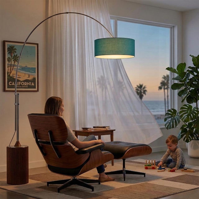 The Tambo Arc Lamp is a striking Mid-Century Modern lighting piece designed by Peter Morelli in 1984. Its sweeping arc...