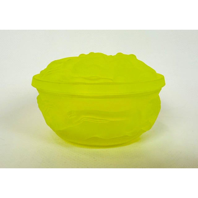 Glass Uranium Frosted Glass Box from Hoffmann & Schlevogt, 1970s For Sale - Image 7 of 7