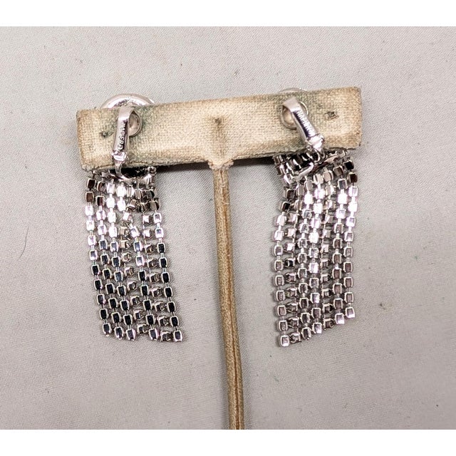 Vintage 1960s Signed Napier Rhodium Plated Clear Rhinestone Chandelier Clip Earrings- 2 Pieces For Sale - Image 10 of 10