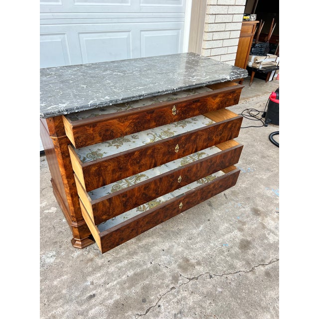 French 19th Century Louis Philippe Burl Walnut Marble Top Commode For Sale - Image 9 of 12